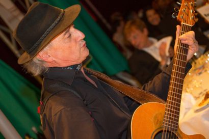 Das Zelt – Tour